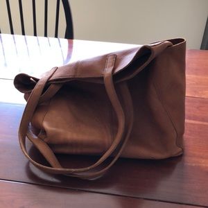 Leather tote bag